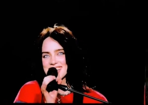 Brasileiros criticam Billie Eilish por comentário em show na Irlanda: 'muito brancos'