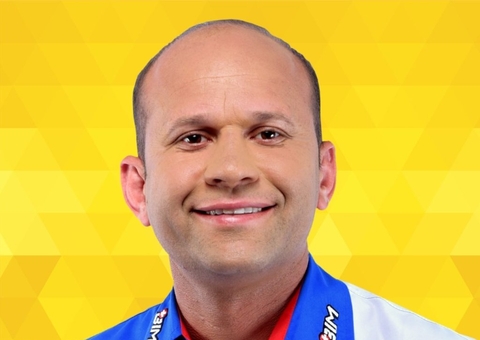 Vereador divulga vídeo sentado na privada e dispara: 'dando uma cag***'