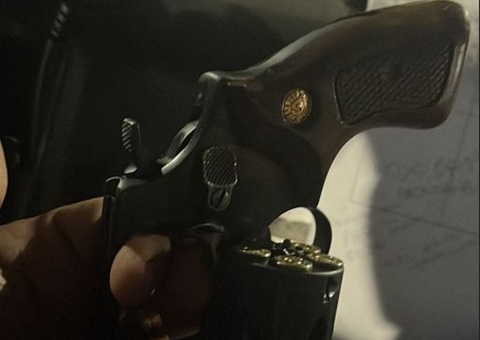 Homem com quase 20 passagens pela polícia morre ao tentar atirar em PMs no Amazonas