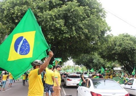Bolsonaristas convocam greve para segunda e caminhoneiros dizem que não organizam atos