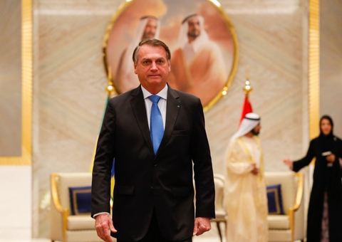 'Não queima porque é úmida e está igual a quando foi descoberta', diz Bolsonaro sobre Amazônia