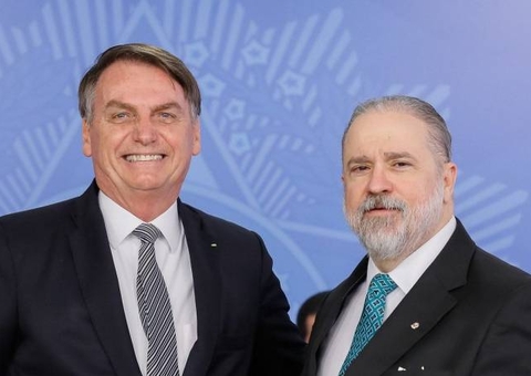 Bolsonaro ignora lista tríplice e indica Aras para novo mandato na PGR