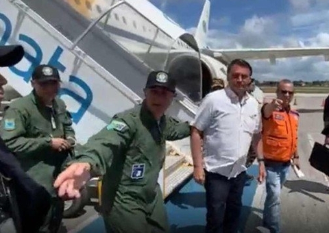 Bolsonaro usa alagamento de cidades na Bahia para atacar lockdown contra Covid