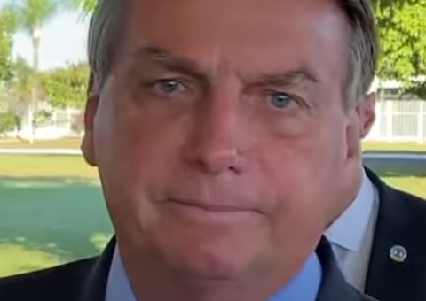 “Quem não tá contente comigo, tem Lula em 2022”, diz Bolsonaro a apoiadores