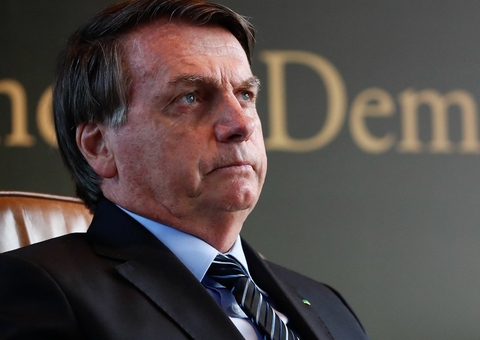 TSE retoma hoje  julgamento que pode tornar Bolsonaro inelegível 