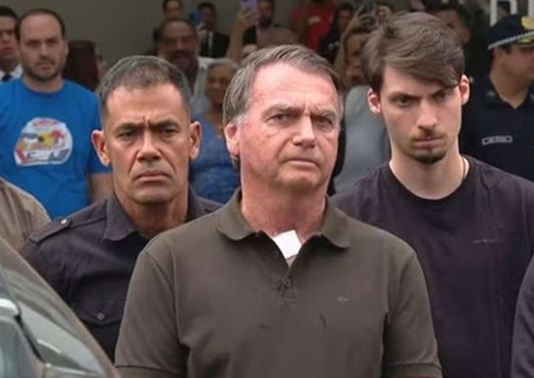 Bolsonaro passará a noite no hospital após mal-estar