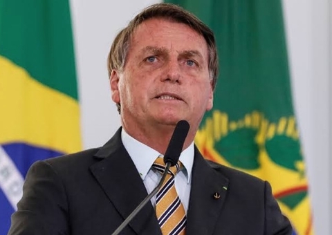 Juíza condena Bolsonaro a indenizar repórter por danos morais 