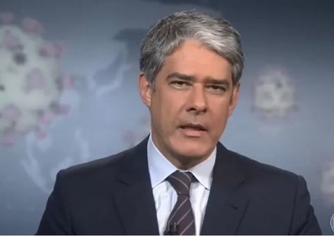 William Bonner e mais 20 globais são pegos pela Receita Federal