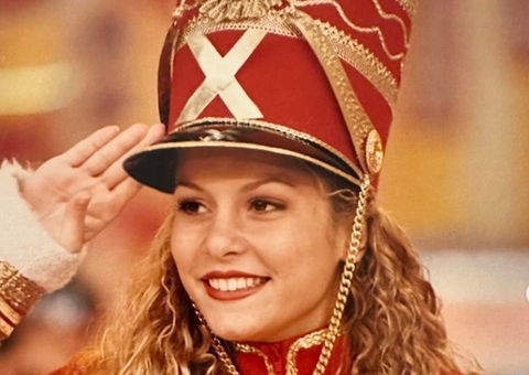 Ex-paquitá, Bárbara Borges fala sobre Xuxa: "omissão e egocentrismo"