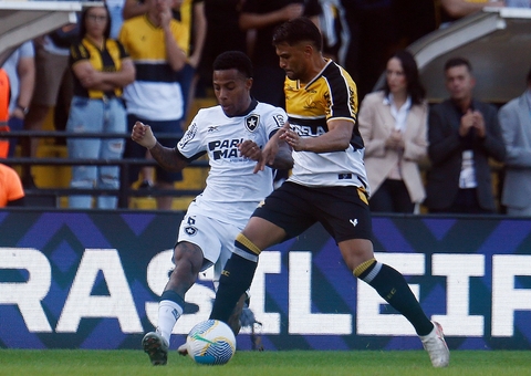 Criciúma derrota Botafogo por 2 a 1 pelo Brasileirão; veja como foi o jogo