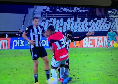 Botafogo e Atlético-GO ficam no 0 a 0 no Engenhão