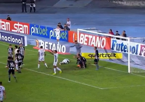 Botafogo bate Athletico em noite inspirada de Jeffinho no Brasileiro