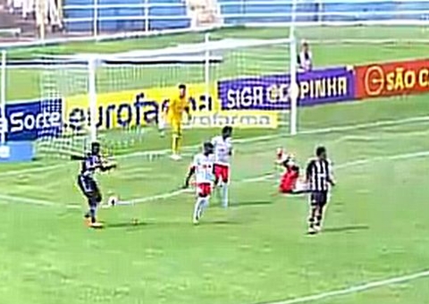 Nascidos no início do ano têm até o triplo de chance de chegar à elite do futebol