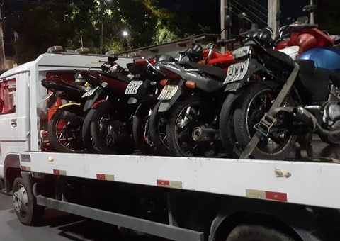 Polícia frustra 'rolezinho' de motociclistas no Jorge Teixeira, em Manaus