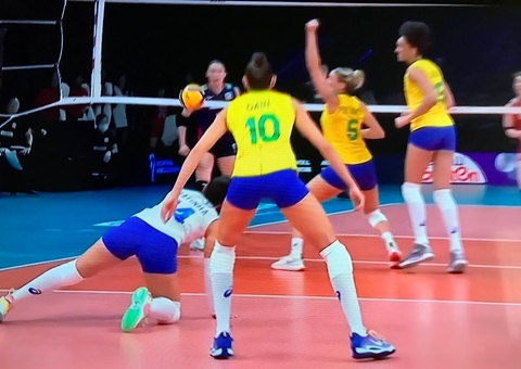 Brasil perde para Japão no Mundial de Vôlei, na Holanda