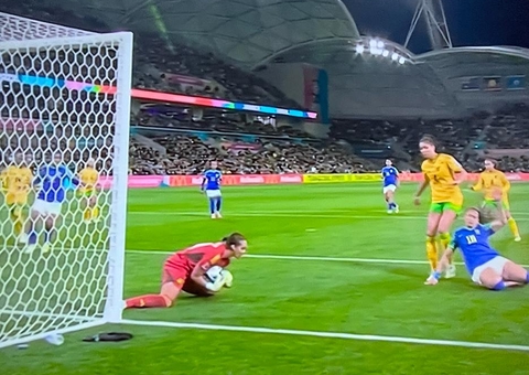 Brasil é eliminado pela Jamaica com empate sem gols na Copa Feminina
