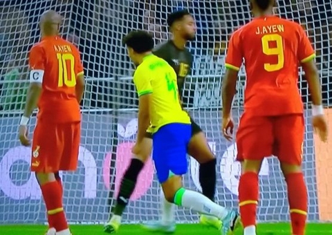 O que o 3 a 0 mostrou para Tite e como isso afeta Daniel Alves e Pedro