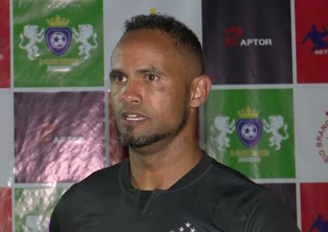 Ex-goleiro do Flamengo Bruno é barrado ao tentar entrar no clube