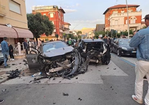 Brasileira mata 2 turistas e deixa 5 em estado grave durante atropelamento na Itália