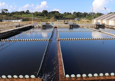 Incêndio em subestação deixa mais de 60 bairros sem água em Manaus 