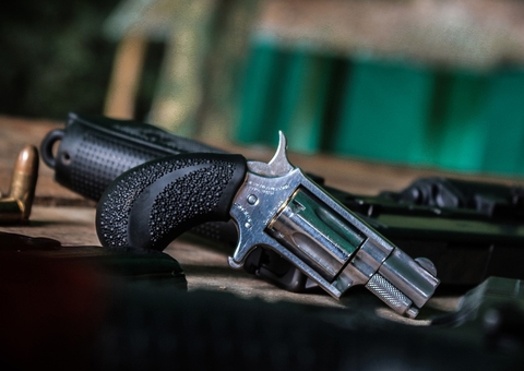 Homem mata mulher a tiros dentro de UBS e tira a própria vida 