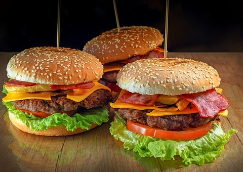 Nacer anuncia 3ª edição de Mini festival de Hambúrguer em Manaus