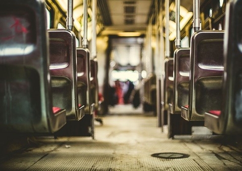 Três pessoas morrem e mais de 30 ficam feridas em grave acidente de ônibus