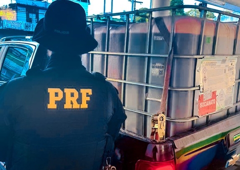 Motorista é preso por transportar 1 mil litros de diesel de forma irregular na BR-319