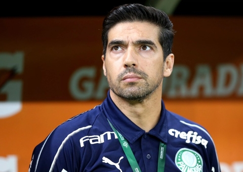 Abel Ferreira mantém futuro aberto e afirma não saber o que acontecerá