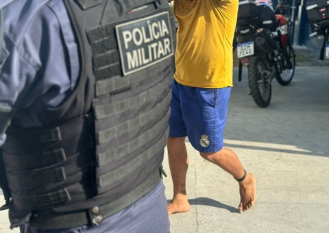 Detento se esconde de pistoleiros em unidade de saúde para escapar da morte em Manaus