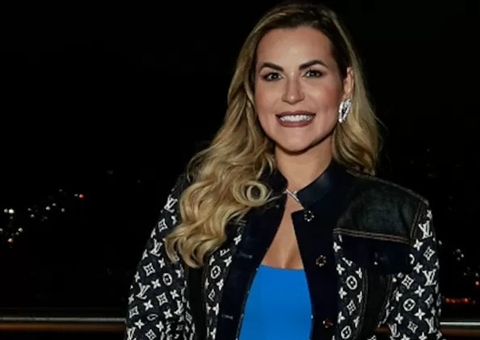 Deolane fala sobre tratamento para depressão: “14 remédios por dia”