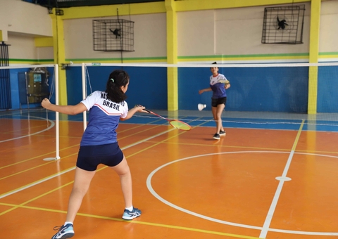 Estudantes de Manaus se preparam para Brasileiro de Badminton