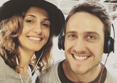 Camila Pitanga reage ao ver nu artístico de ex-namorado, Igor Angelkorte