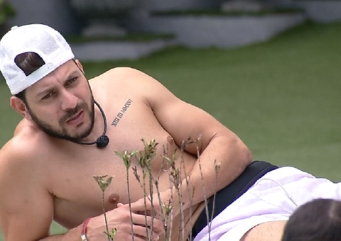 Em ‘abstinência’, Caio diz que não fica sem sexo desde os 13 anos de idade