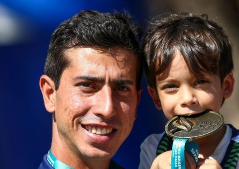 Caio Bonfim conquista medalha de bronze no Mundial de atletismo