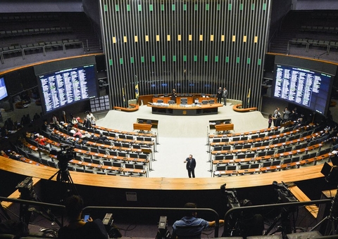 Votação da reforma do Imposto de Renda é adiada na Câmara 