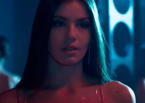 Camila Queiroz pode voltar à Globo em ‘Verdades Secretas 3’, mas com uma condição