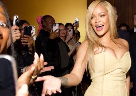 Camilla de Lucas fica em choque ao cumprimentar Rihanna e reação viraliza