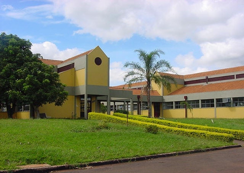 Vinte alunos são queimados durante trote de Universidade Federal