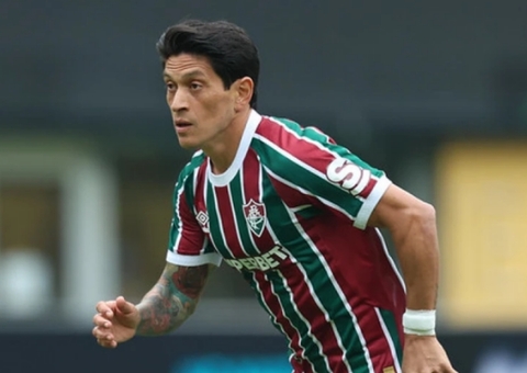 Cano volta a jogar após quase dois meses e vira boa opção no Fluminense
