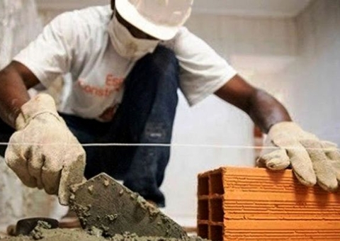 Obras para concluir escola em Manacapuru custam R$ 328 mil