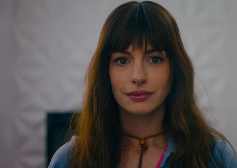 Anne Hathaway vai estrelar adaptação de 'Verity', de Colleen Hoover