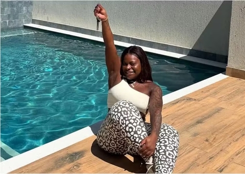 Jojo Todynho comemora compra de mansão no Rio 