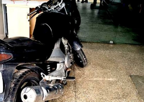 Suspeito de roubo é denunciado e preso dando 'rolezinho' em Manaus