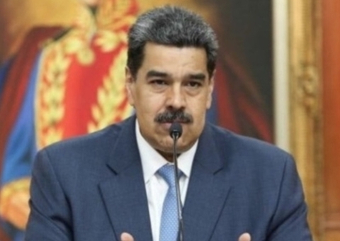 Maduro fala em 'novo começo com EUA' e liberta americanos após visita de enviado de Trump