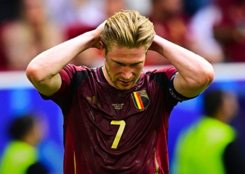 França marca no fim, elimina a Bélgica e avança às quartas de final da Euro