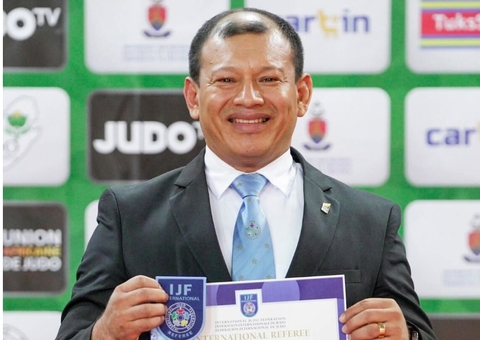 Amazonense conquista a mais alta categoria da arbitragem mundial no judô