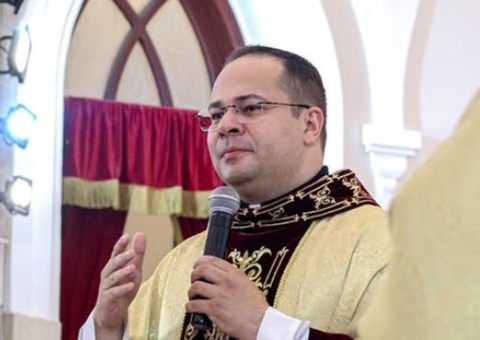 Padre rebate oração contra o Palmeiras: 'Deus não vai atender essa prece'