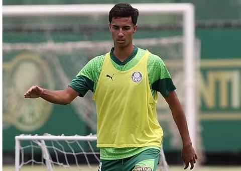 Manchester City faz proposta para contratar Vitor Reis