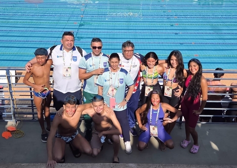 Natação garante primeira medalha para rede estadual de ensino no Jebs 2025